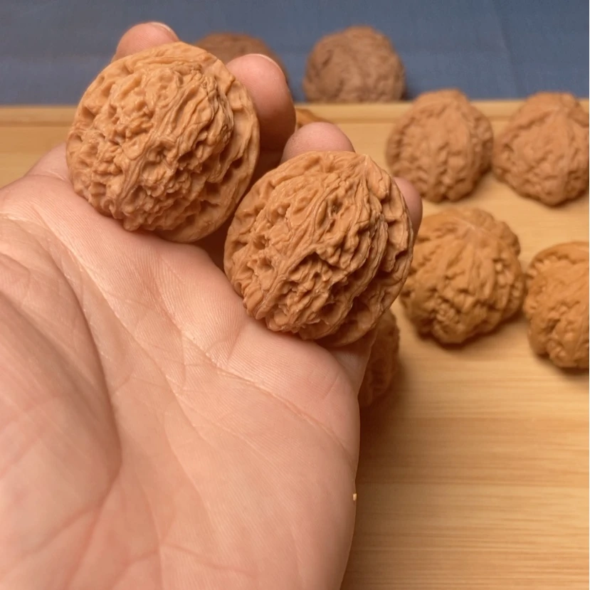 【闪购商品】把件文玩核桃海**风南将