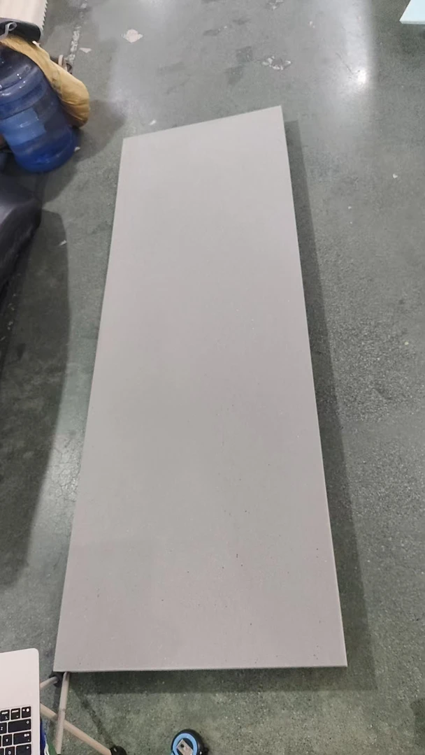 瑕疵洞洞灰色记忆棉多用途垫子床垫约60*185*8