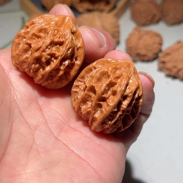 文玩核桃把件33大龙手捻