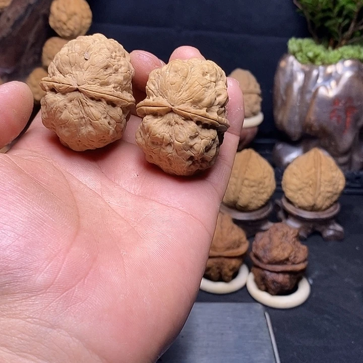 文玩核桃吊坠云南铁核桃32