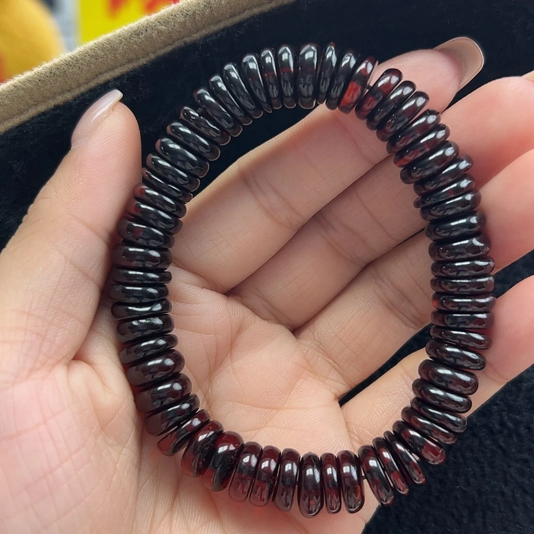 未镶嵌琥珀珠宝奇石