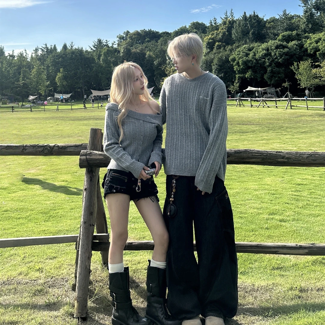 设计感小众情侣装秋冬法式辣妹风一字领露肩毛衣显瘦百搭针织长袖