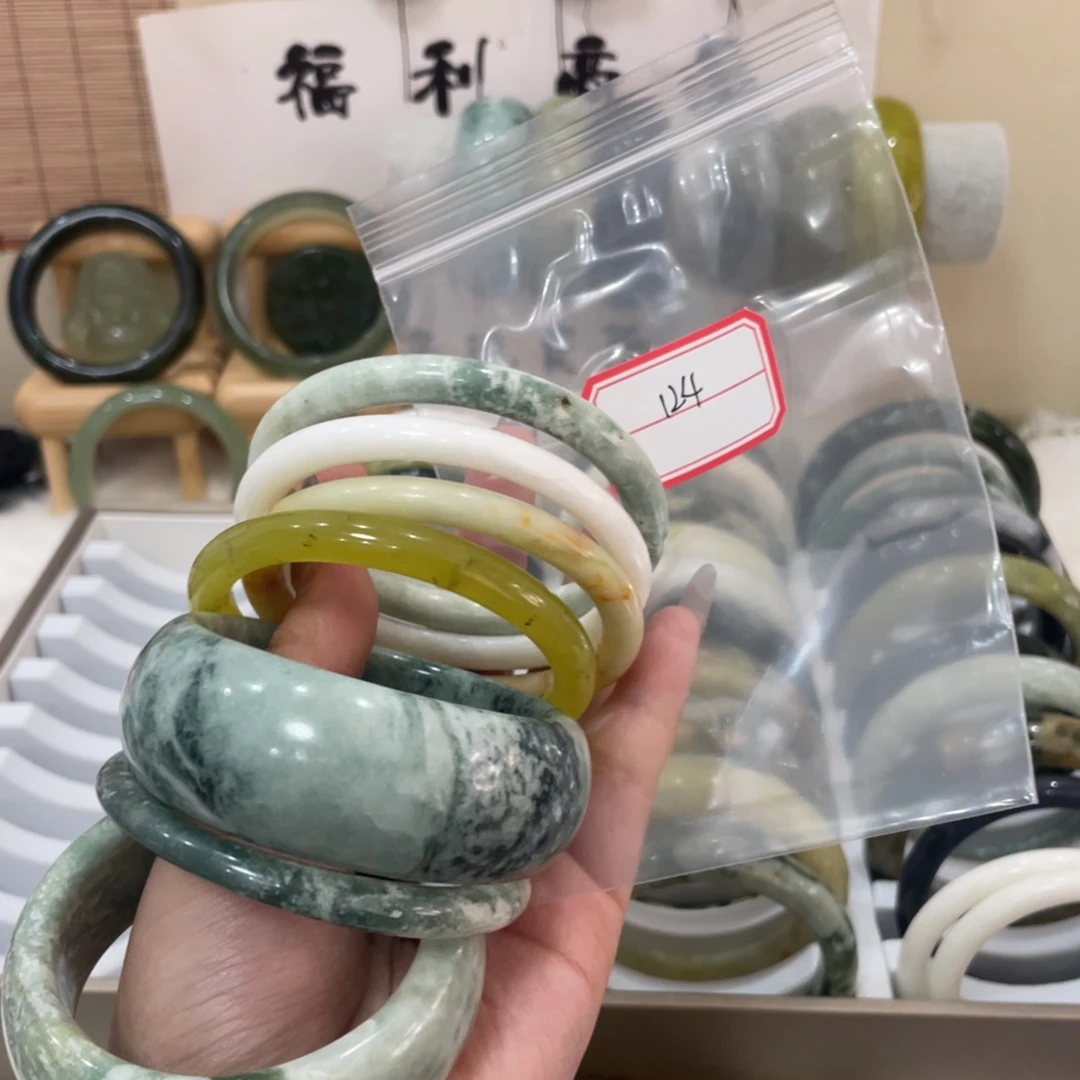 蛇纹石玉手镯未镶嵌✨***栀