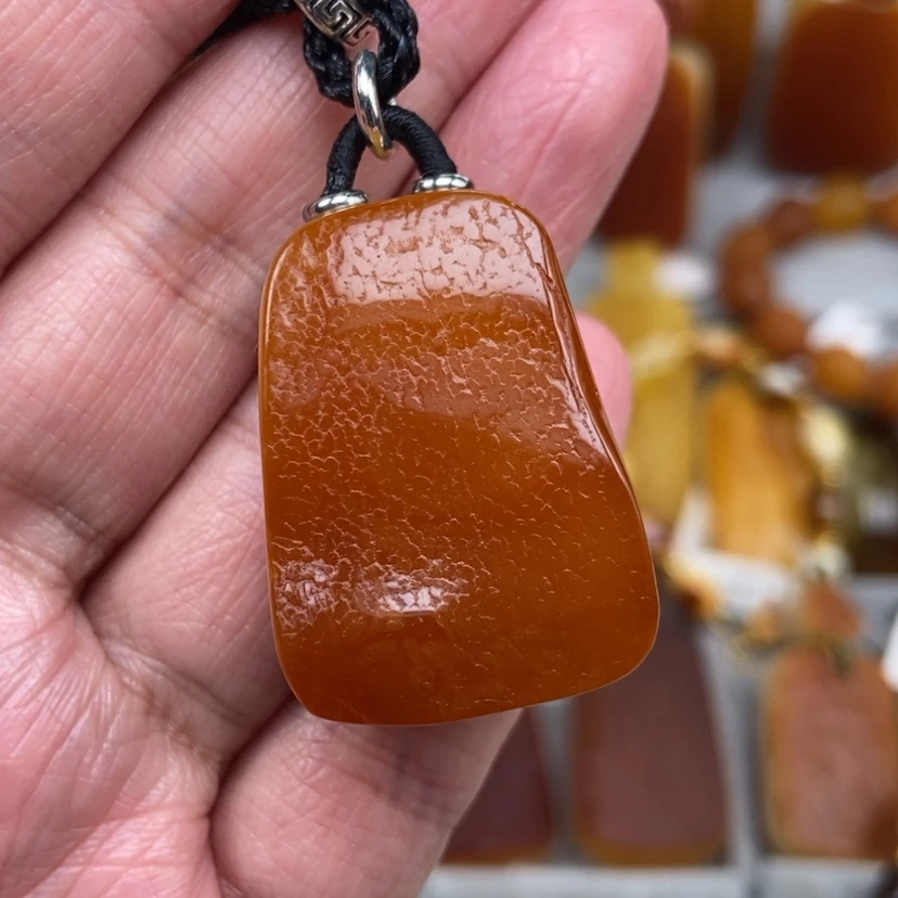 【闪购商品】未镶嵌颈饰琥珀