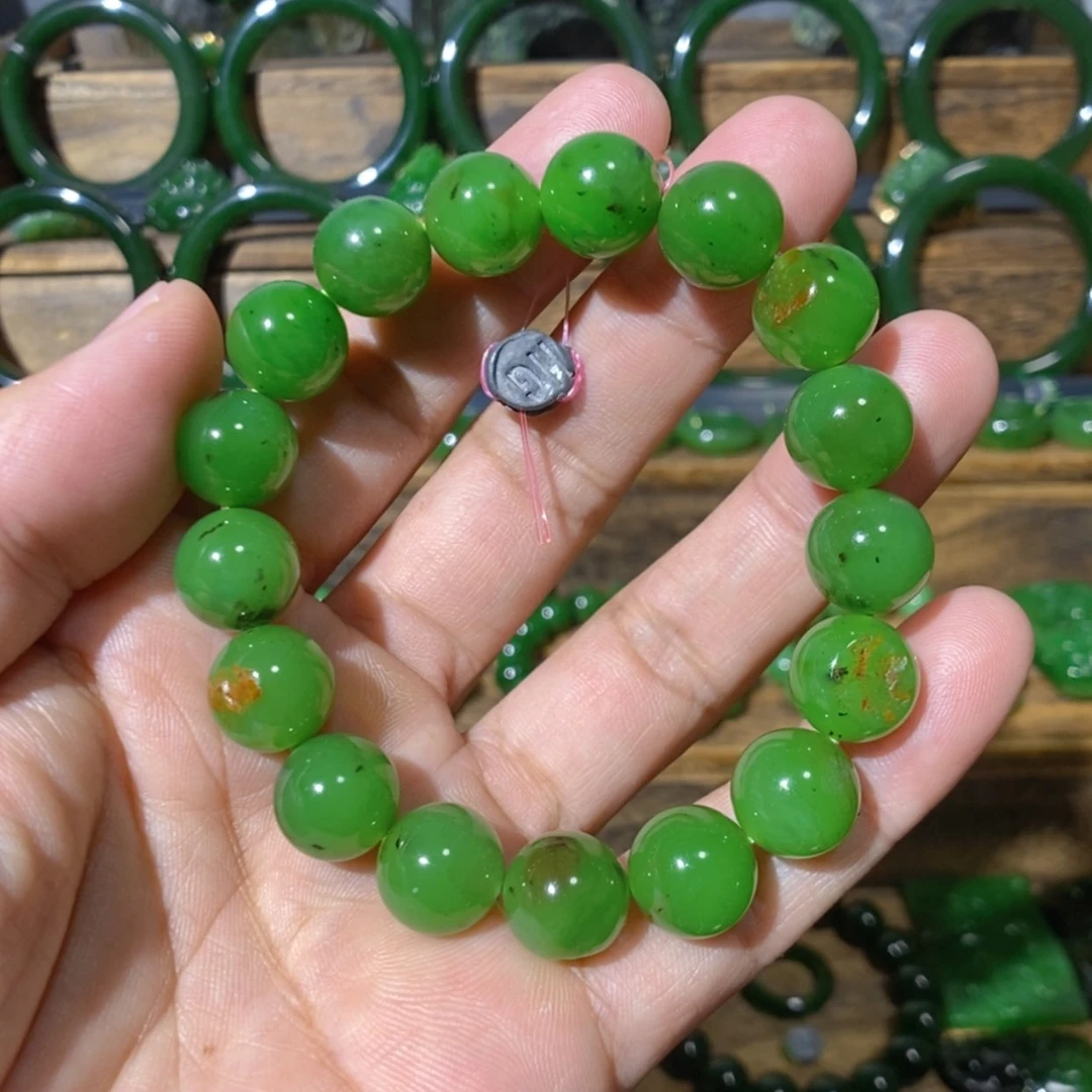 【闪购商品】吊坠(不含链)未镶嵌和田玉俄料苹果绿手串 12