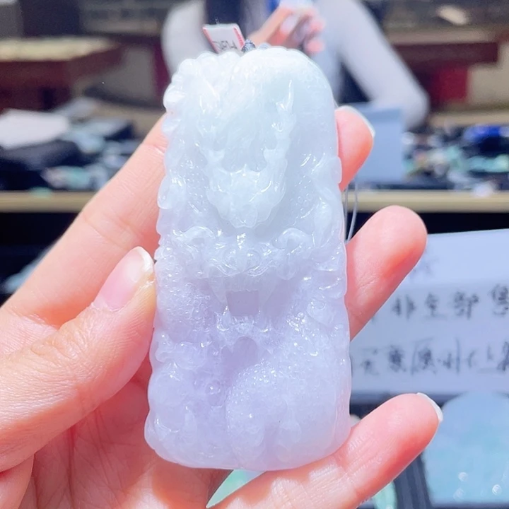 翡翠颈饰未镶嵌一个