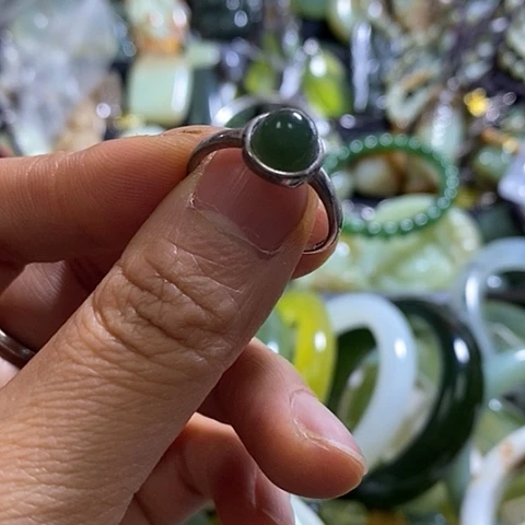 岫玉戒指未镶嵌一个