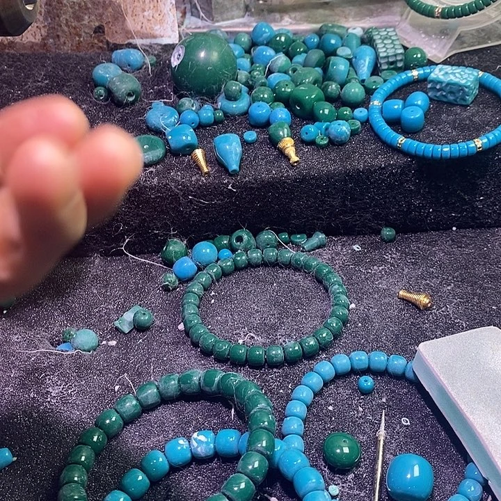 浮***粟石英石非金属卡10一对儿，12一颗暴力蓝