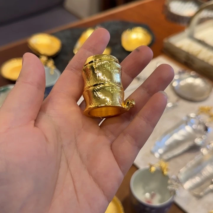 瓷片多***代哈哈哈哈哈哈哈哈哈哈哈