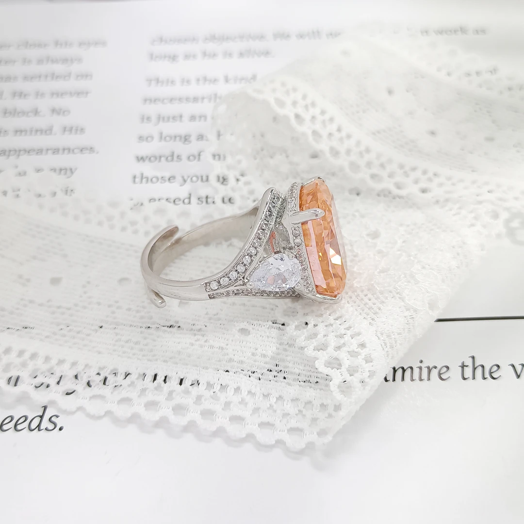 铜合金合成锆石戒指 WHSM-000708 【焰光辉耀】 戒指优雅欧美时尚