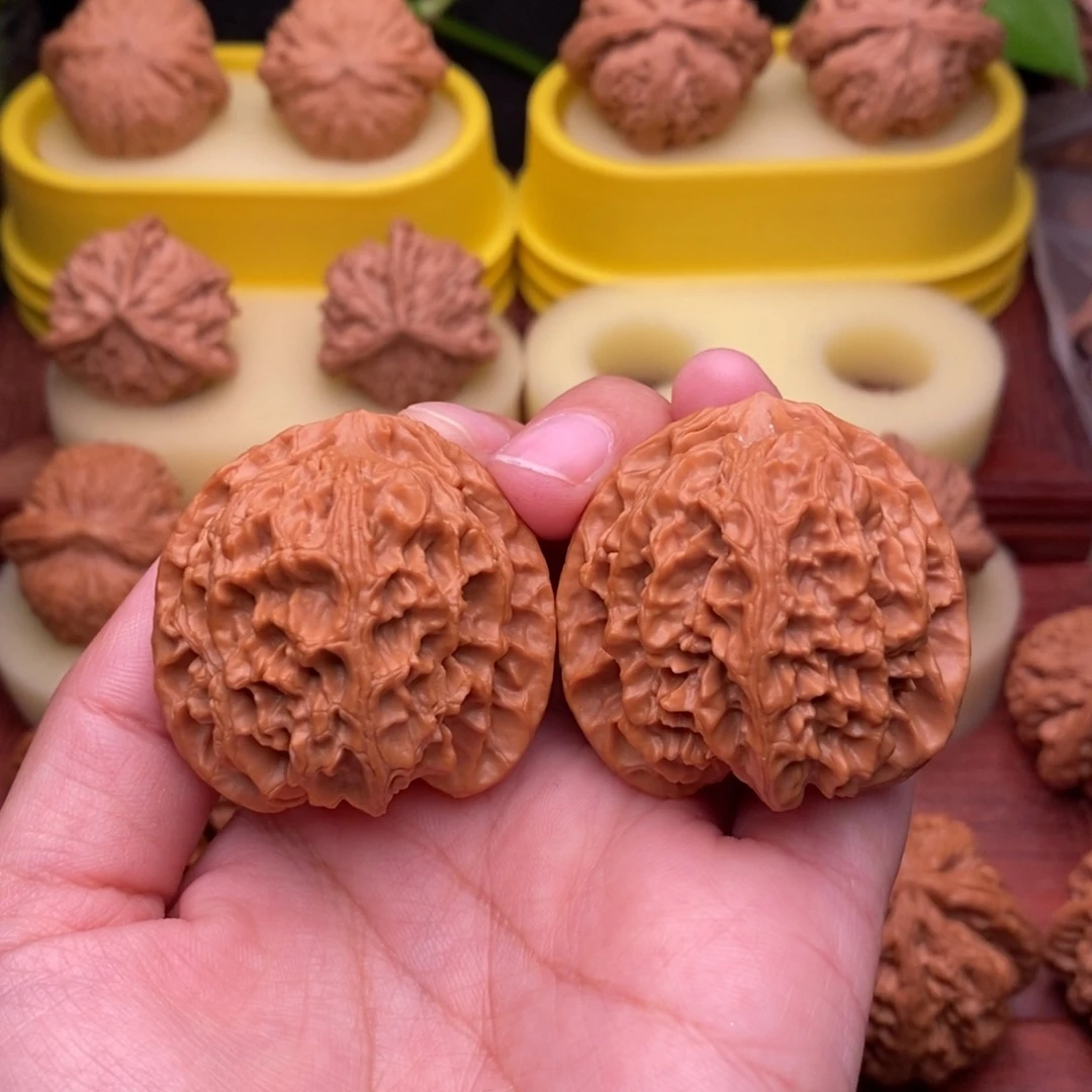 把件文玩核桃40“头茬”原桩苹果园