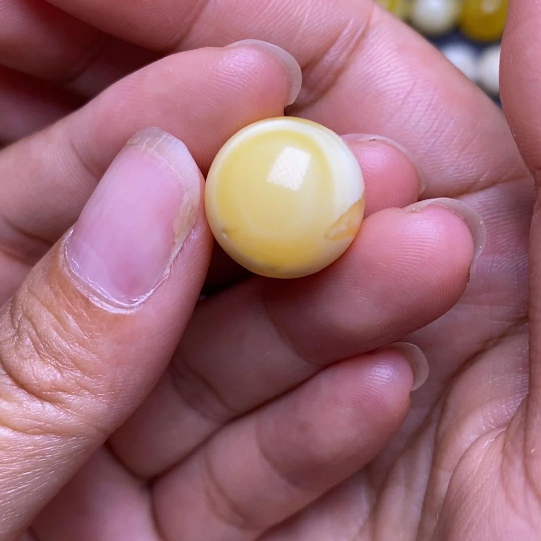 琥珀未镶嵌裸石浓白妖花圆珠16mm