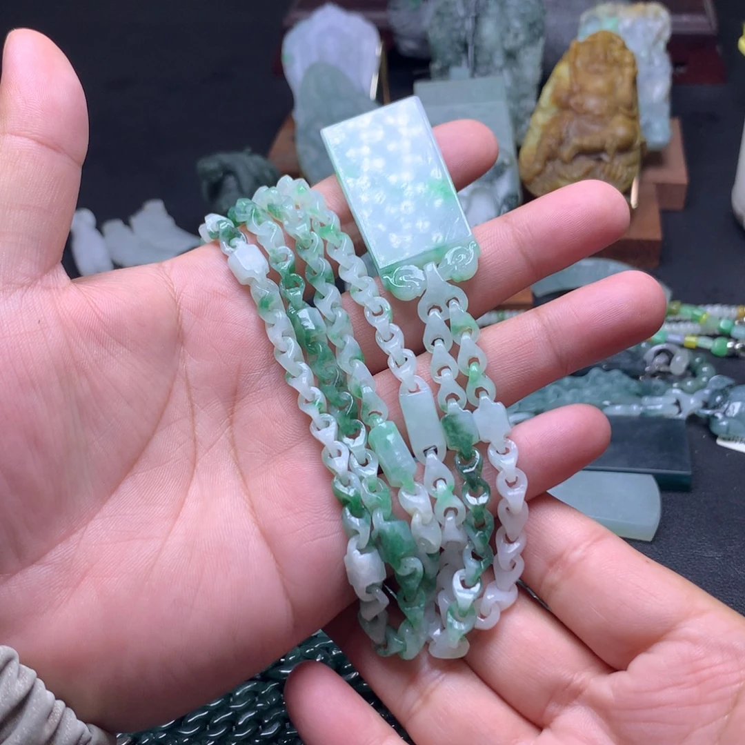 小***界定制翡翠未镶嵌翡翠