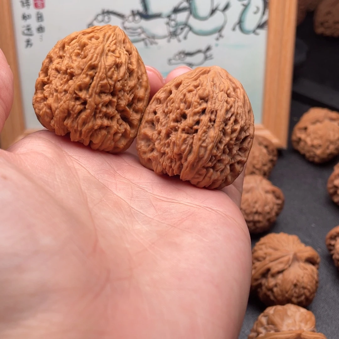 文玩核桃吊坠南疆异形