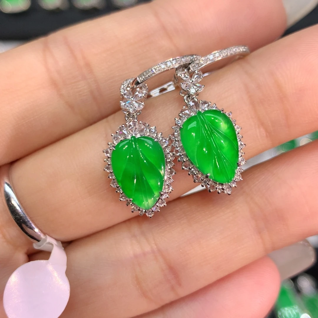 翡翠18K金镶嵌耳饰