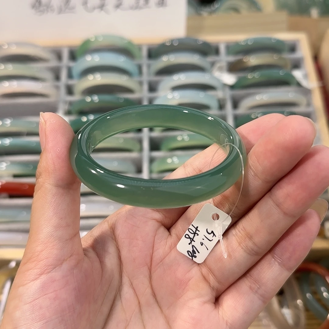 玛瑙/玉髓手镯未镶嵌圈口57.6