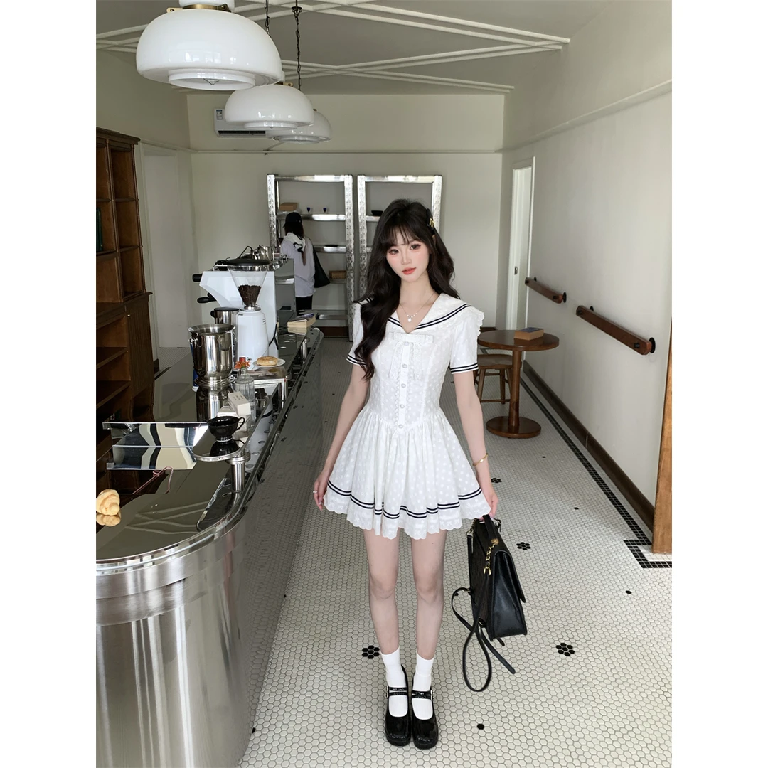 越韩小鱼 少女时代短袖版 学院风海军领白色连衣裙设计感收腰短裙
