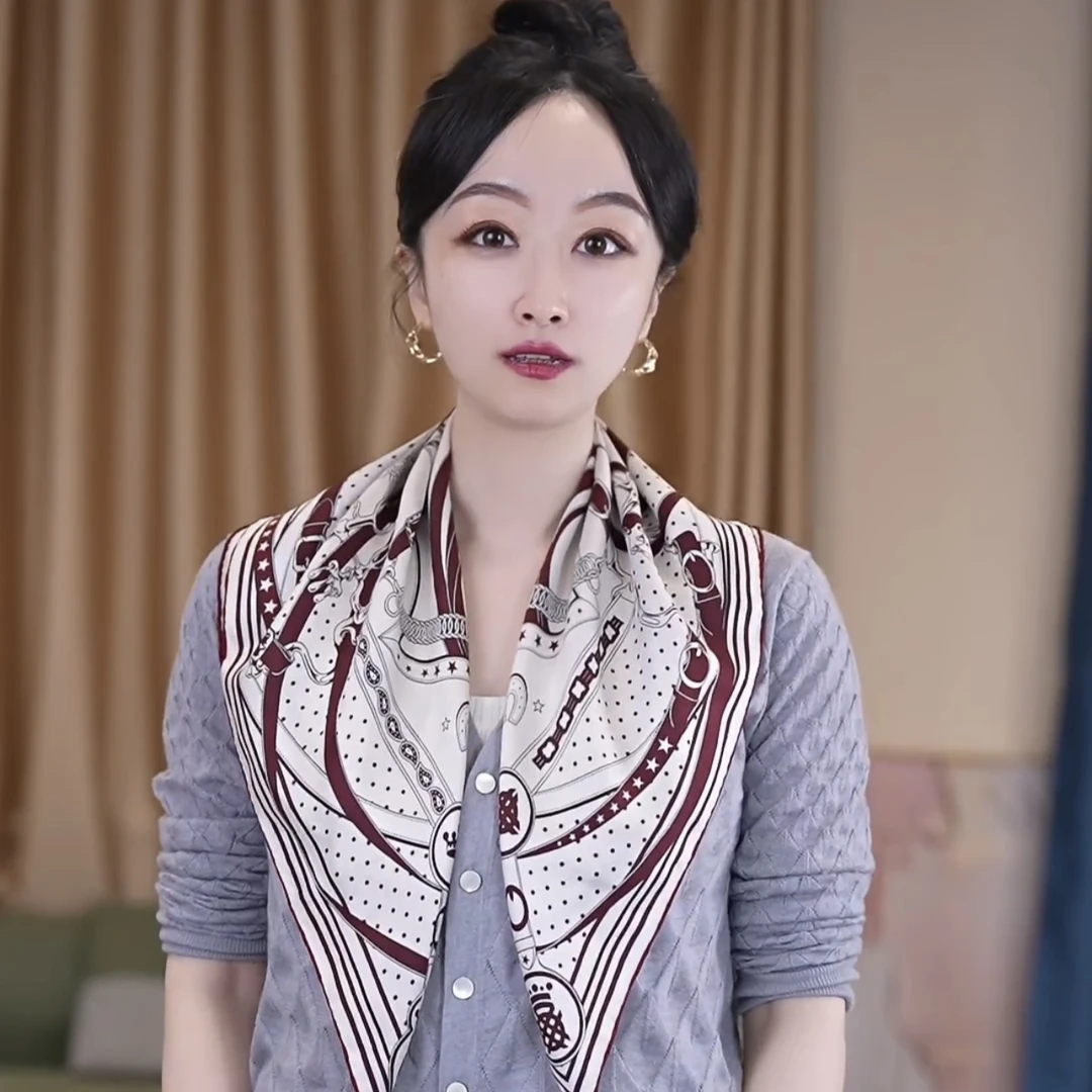 桑丝绫100纯桑蚕丝小方巾夏季高档女款百搭时尚真丝小围巾链条