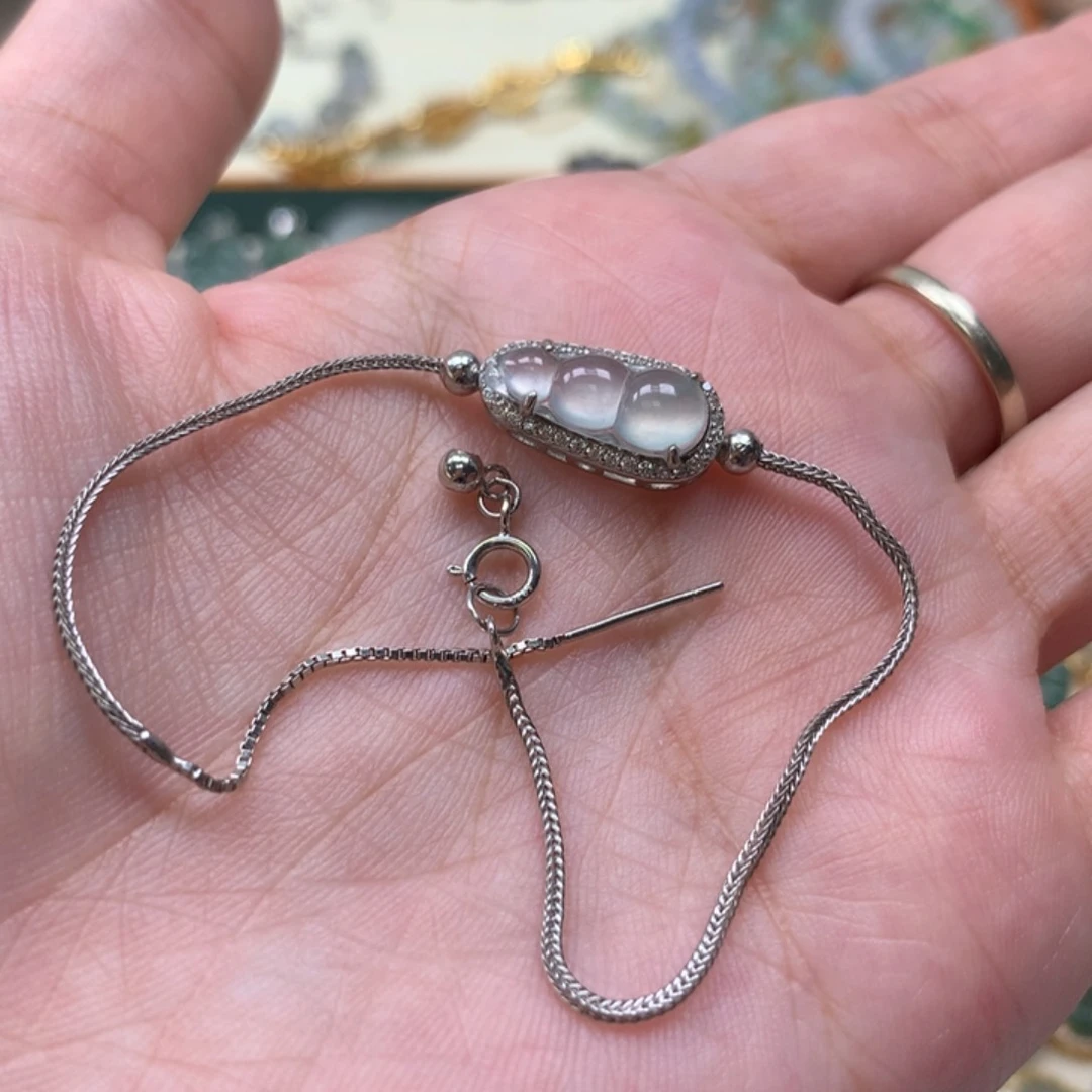 颈饰银S925镶嵌翡翠豆子