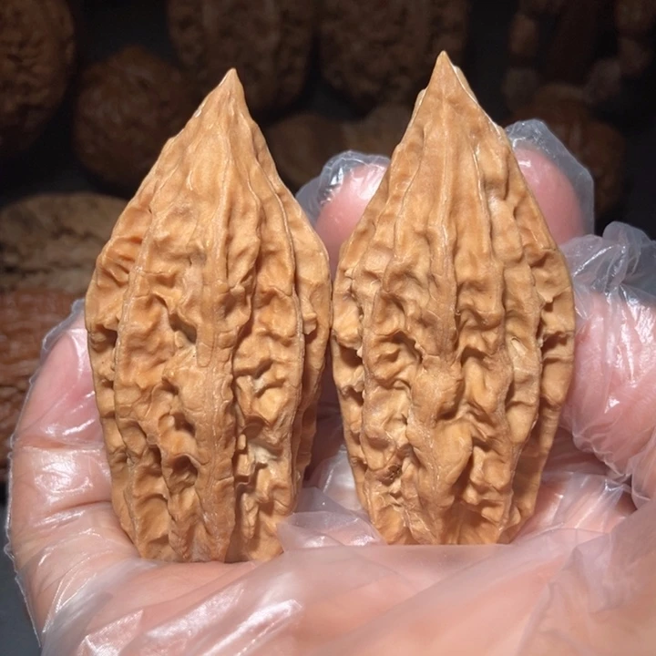 文玩核桃把件东北楸子小雪36