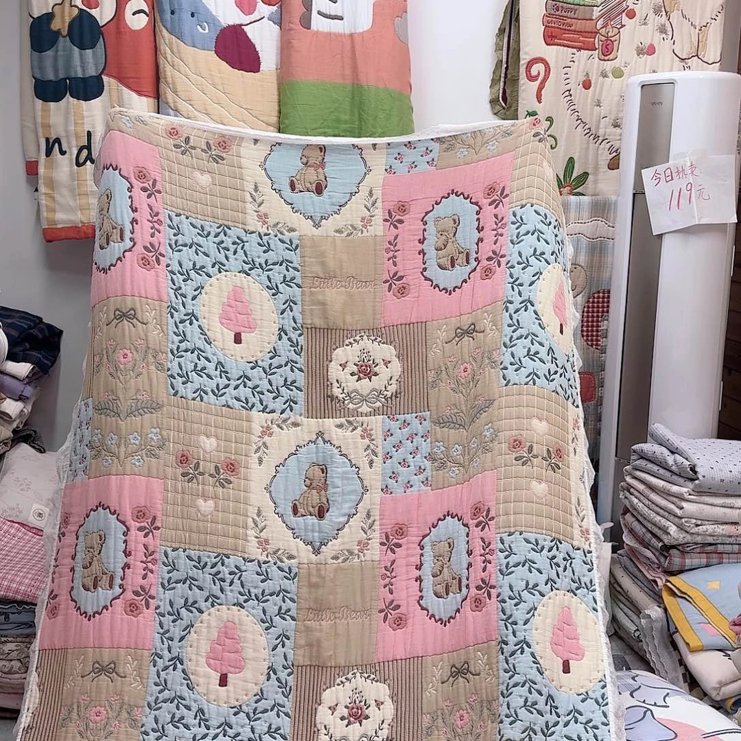 棉1.5/2粉小熊泡芙被