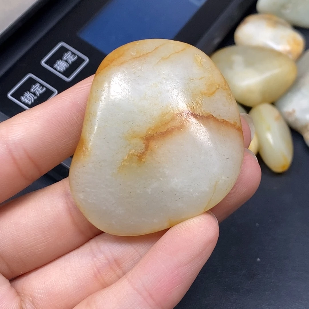 和田玉（糖玉）未镶嵌挂件