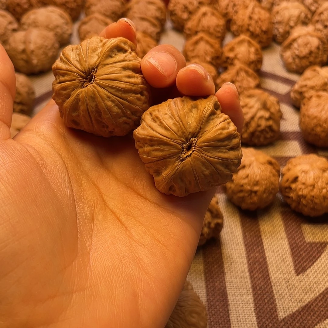 文玩核桃把件邢****牌铁锤