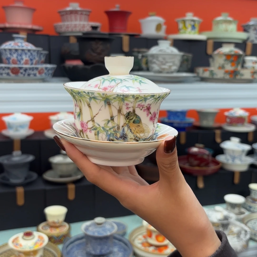 悬停和调整了一些不符合