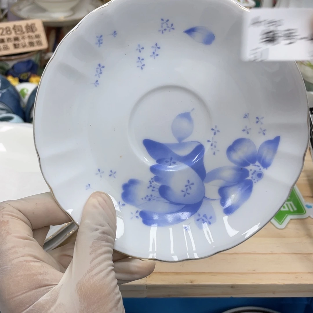 鹿屋家的美丽瓷器A**s