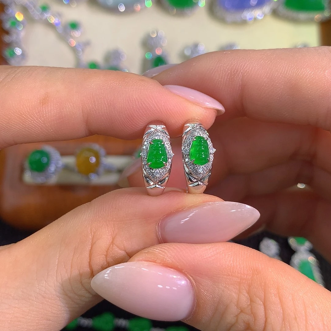 翡翠18K金镶嵌耳饰豆子耳包