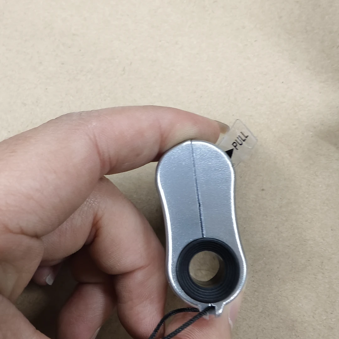 9新  迷你显微镜便携式/带灯