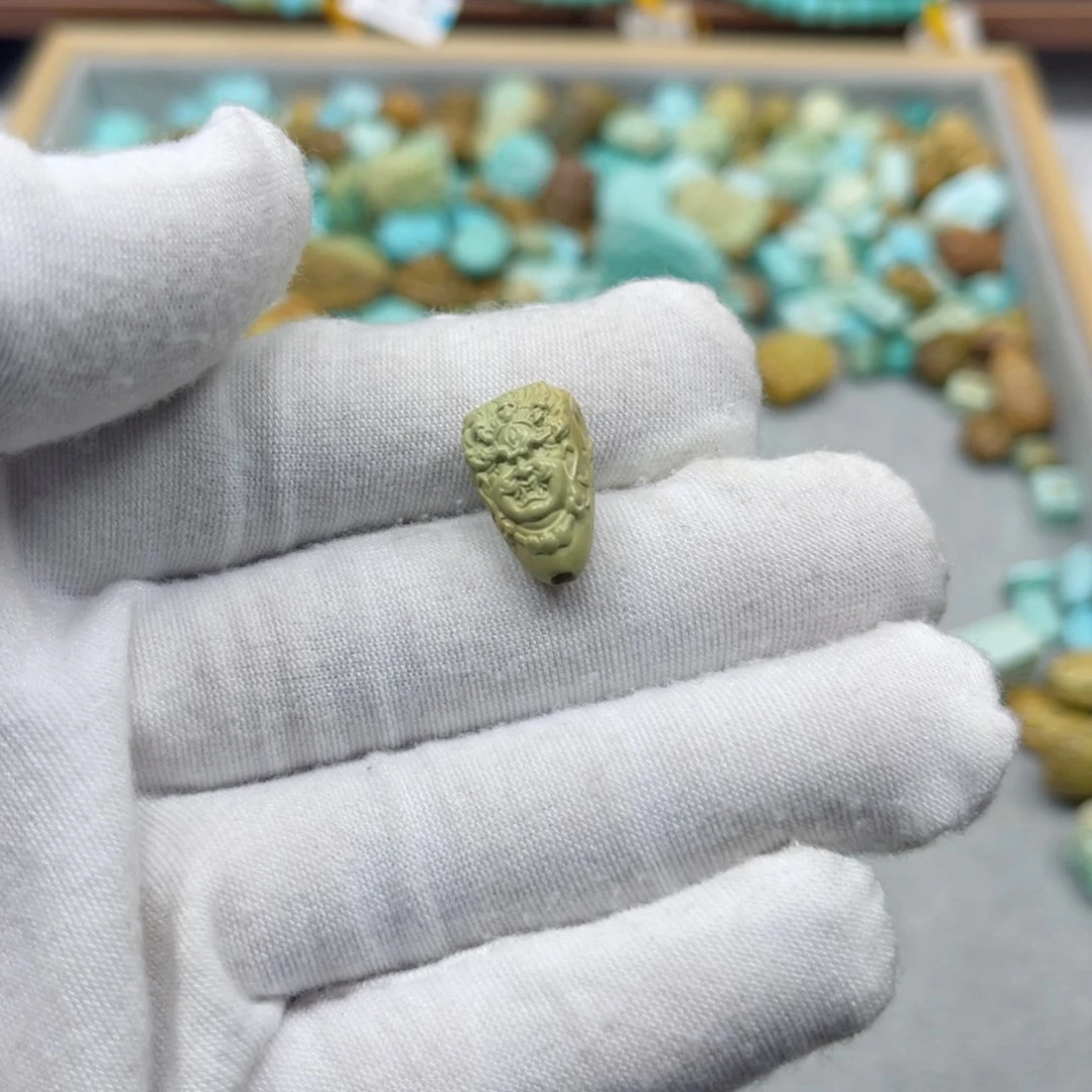 绿松石挂件未镶嵌