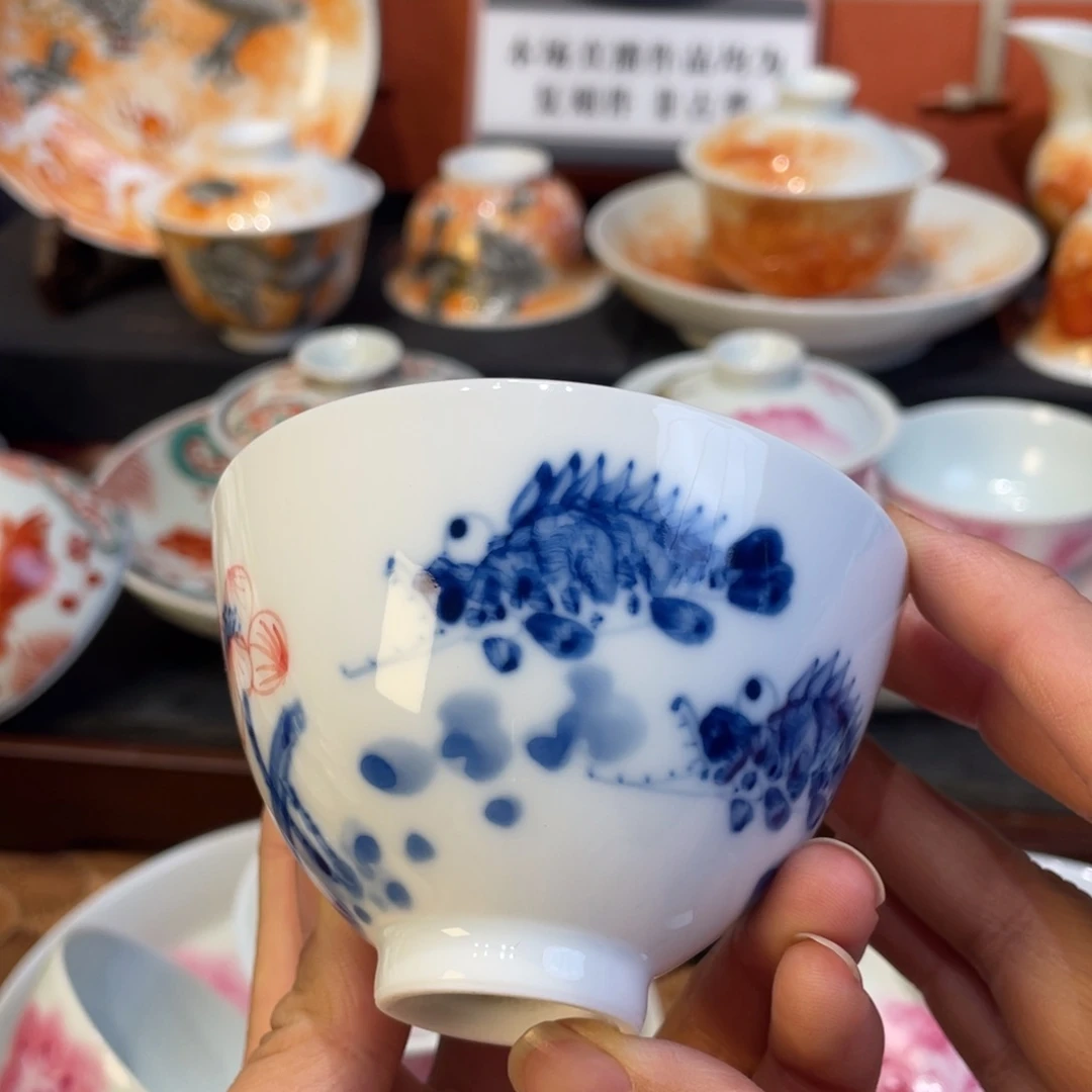 我是一只小小鸟，我是一只小小鸟