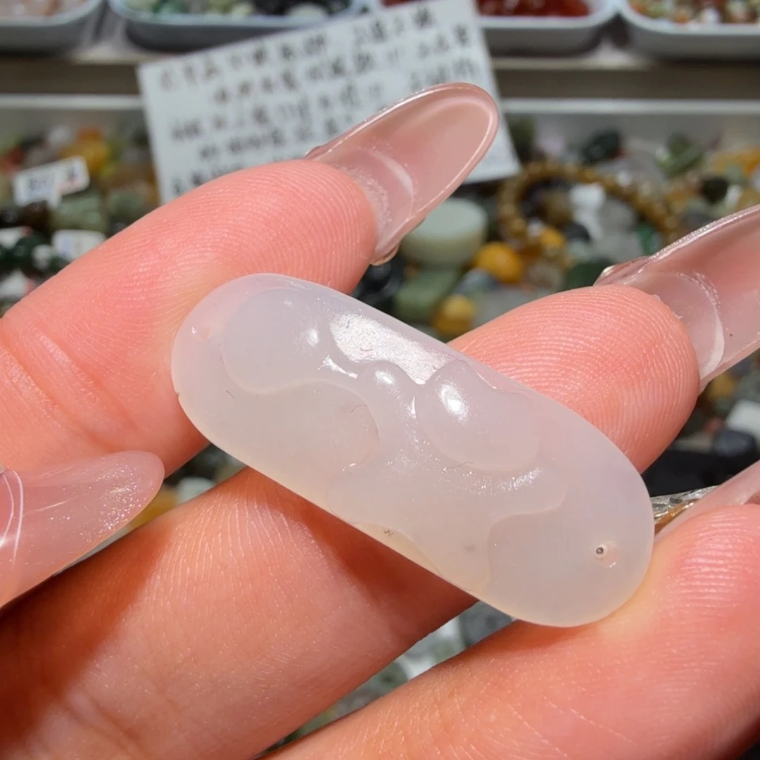 和田玉未镶嵌珠宝奇石