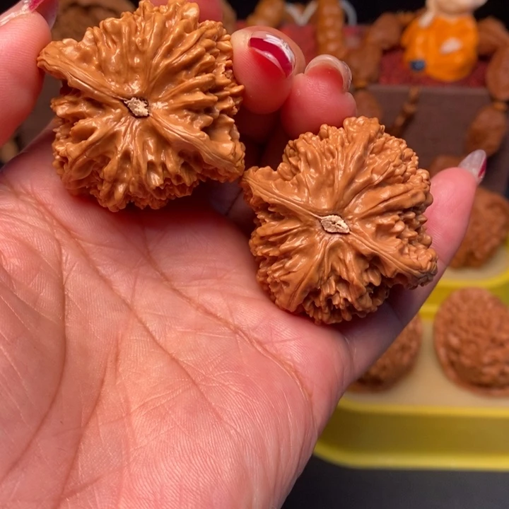 文玩核桃吊坠43满天星