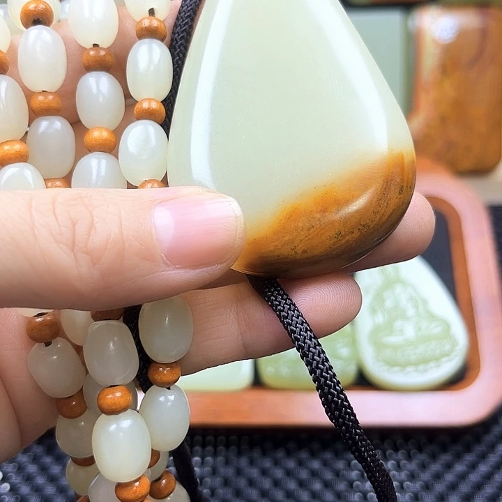 荷***雨非金属平安无事的