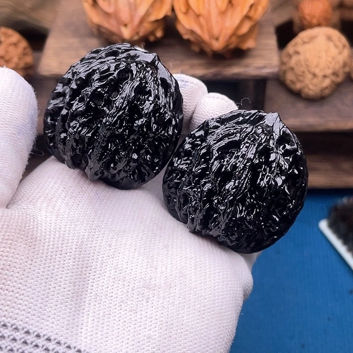 文玩核桃吊坠麦虎福利一