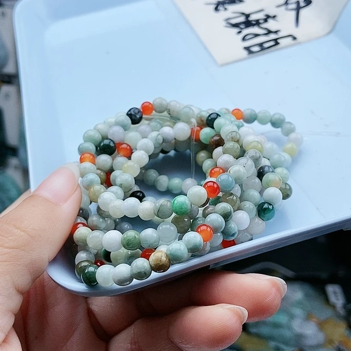 颈饰足铂镶嵌翡翠翡翠