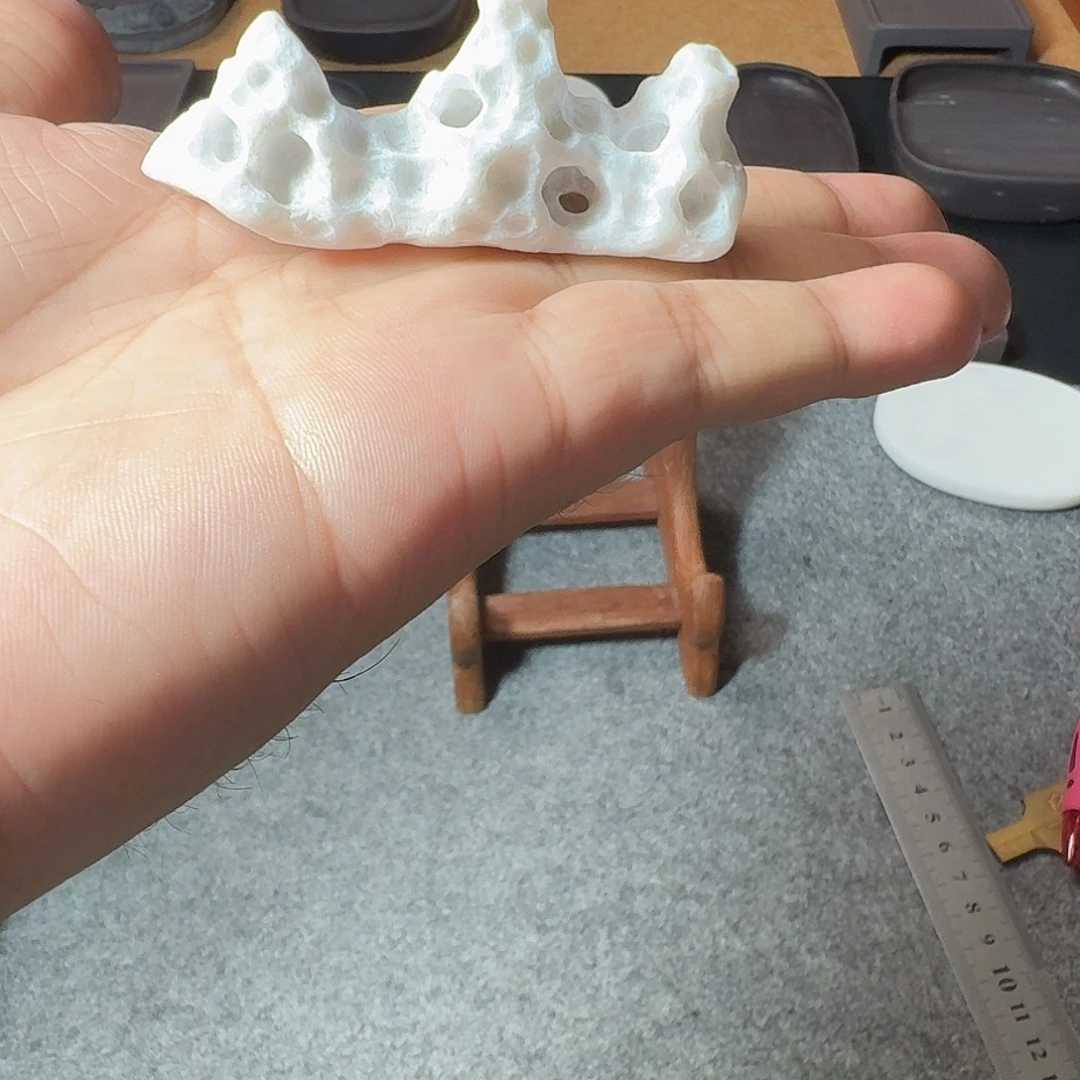 程氏端砚白端笔山