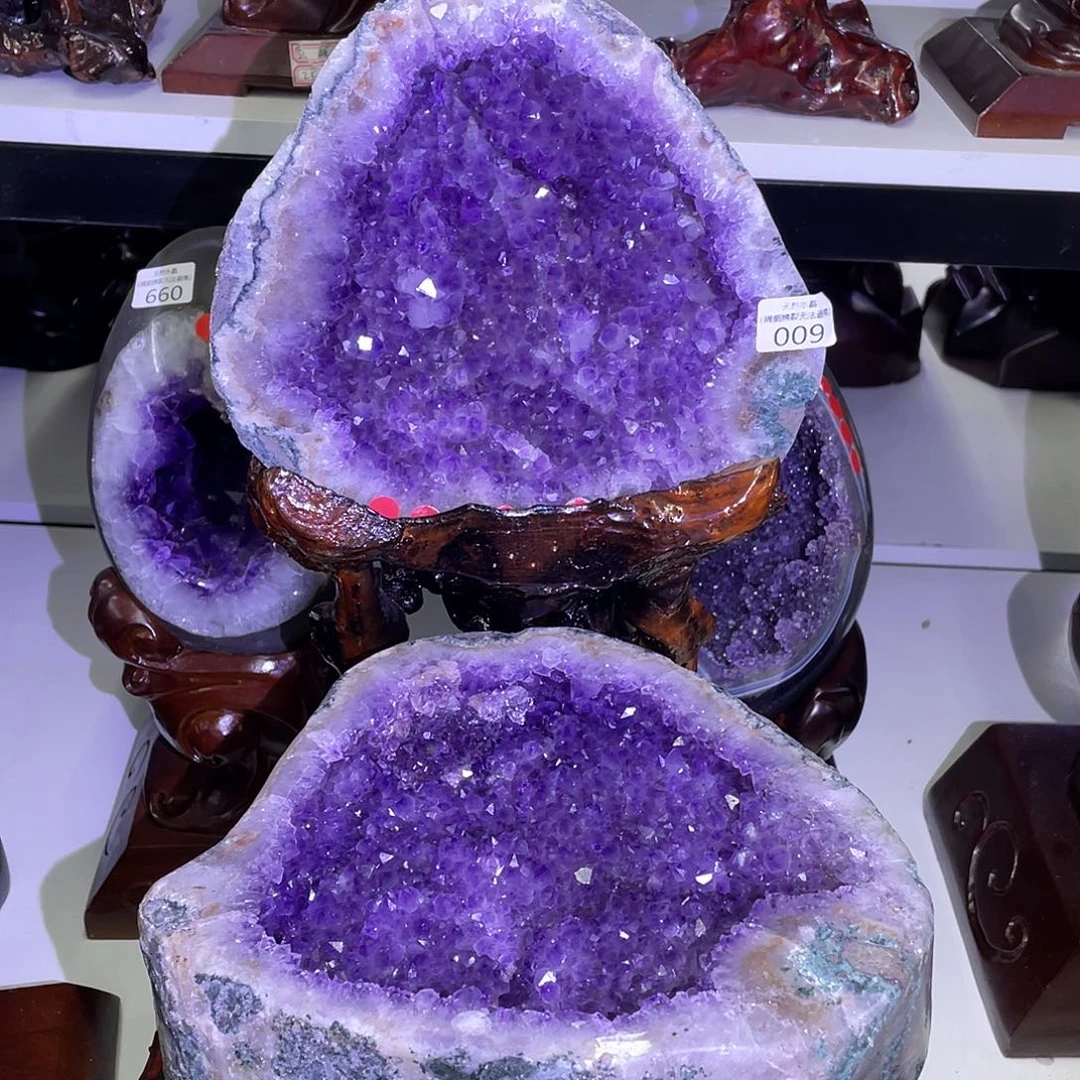 紫晶未镶嵌大型摆件（非配饰）