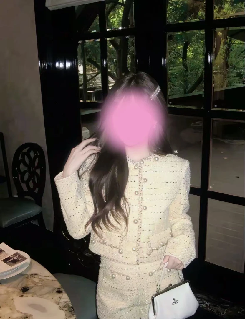 时尚套装泡泡袖设计师上衣气质女装衬衫白色长袖网红