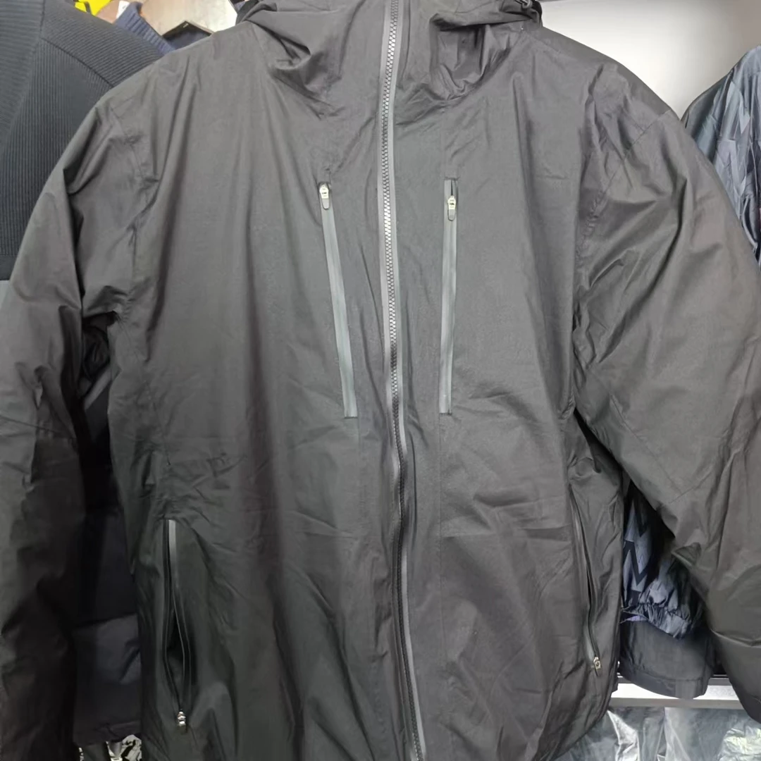 LISUN™ 时尚休闲百搭连帽户外羽绒衣（H）