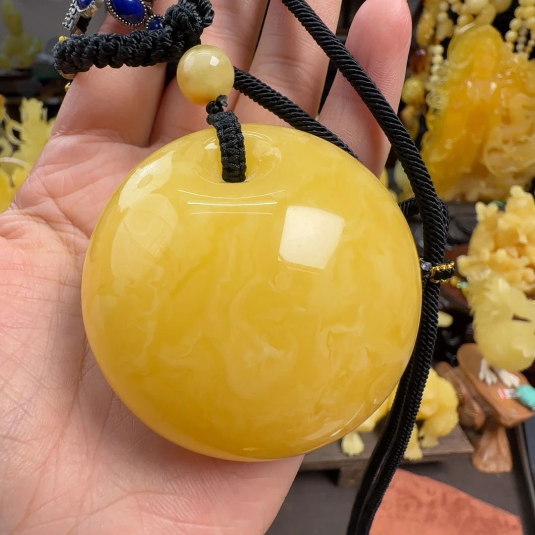 蜜蜡未镶嵌珠宝奇石