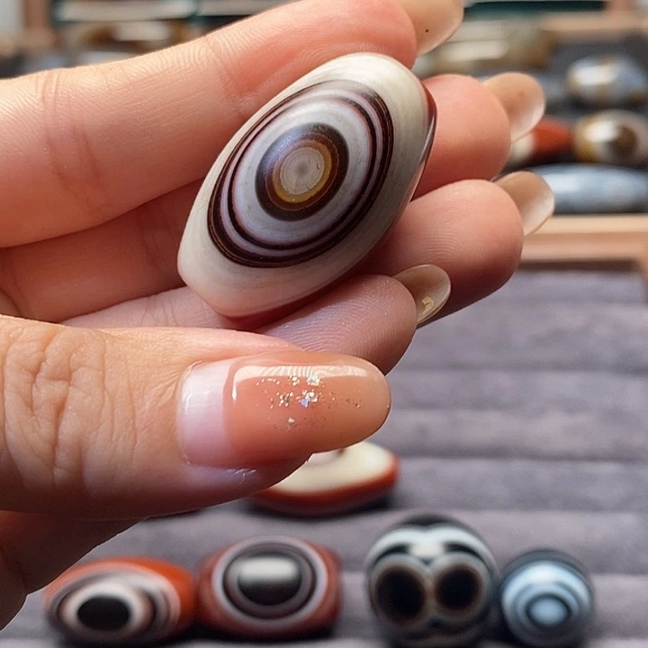 阿***具未镶嵌吊坠(不含链)玛瑙/玉髓