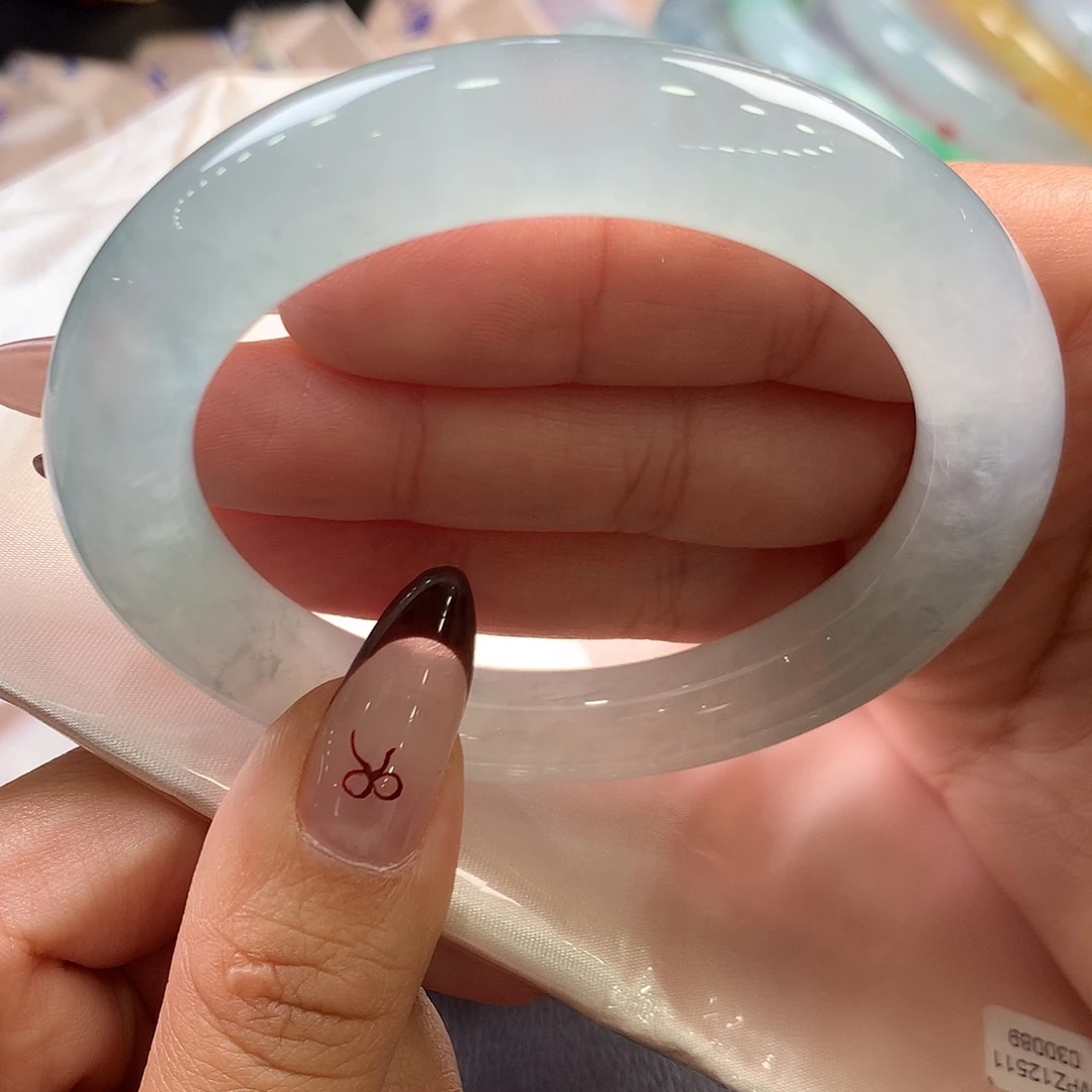 翡翠未镶嵌手镯（圆镯）2号