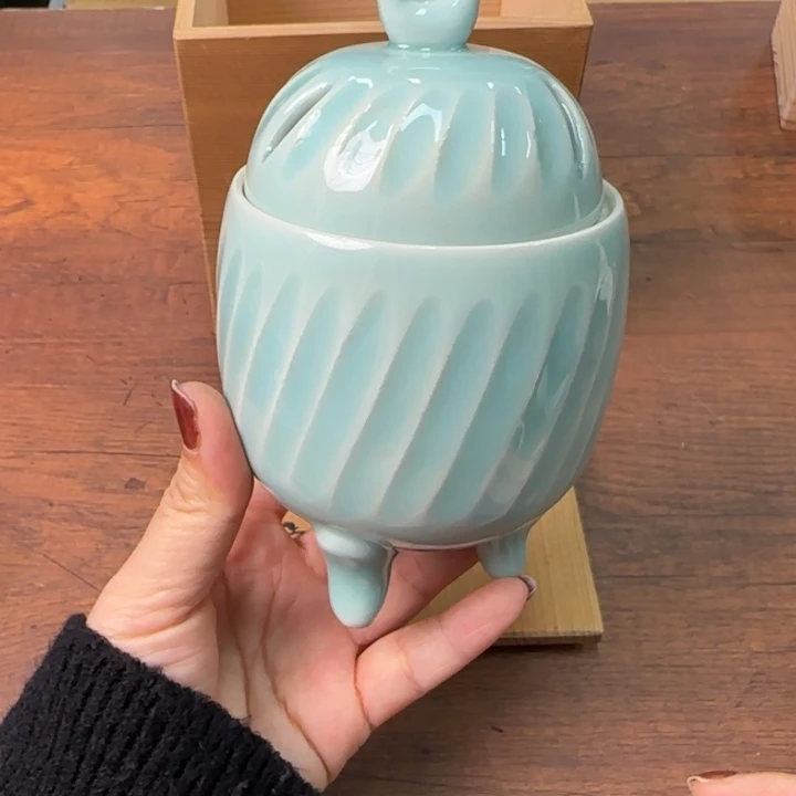 一个陶瓷物件哈哈哈哈哈