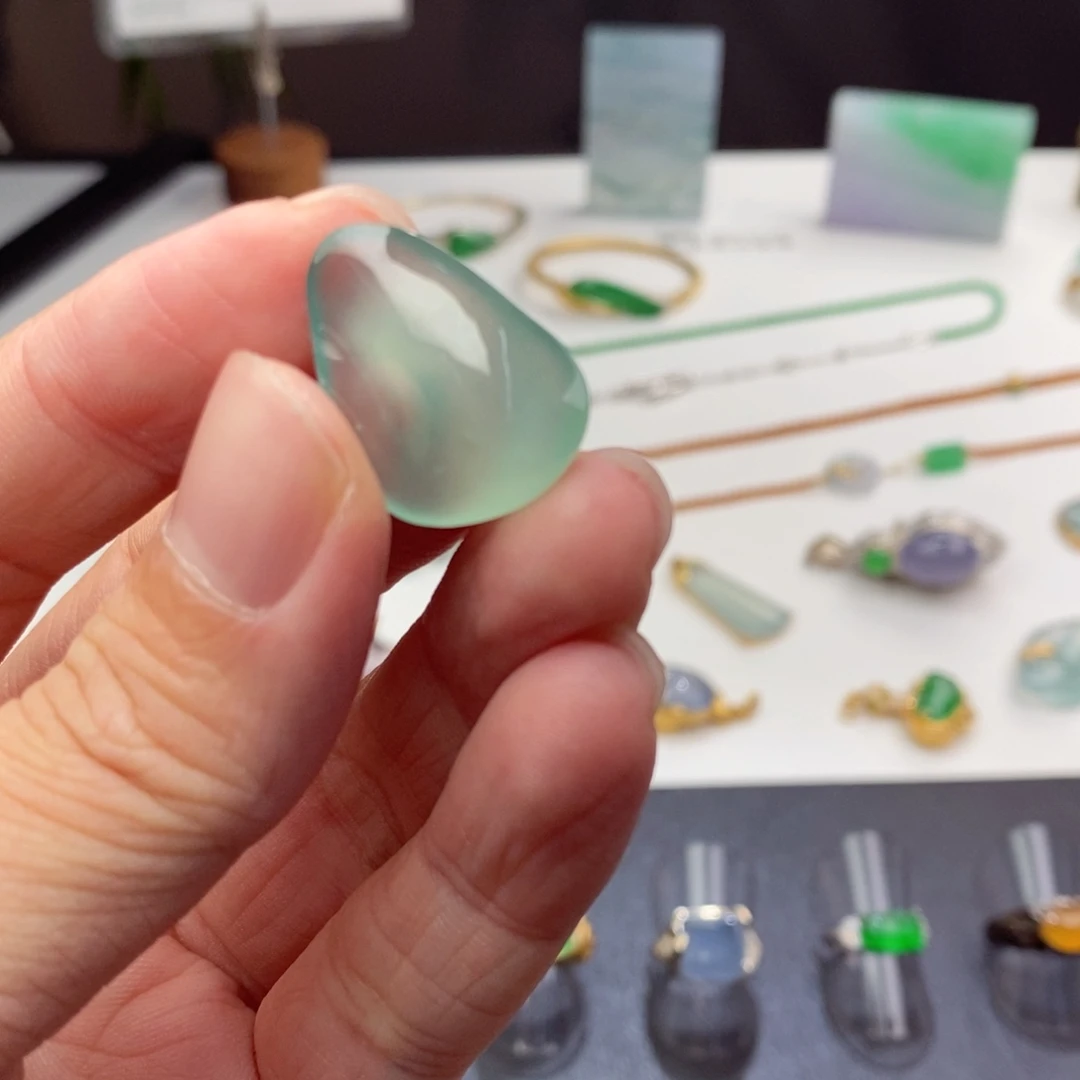 定制翡翠未镶嵌裸石