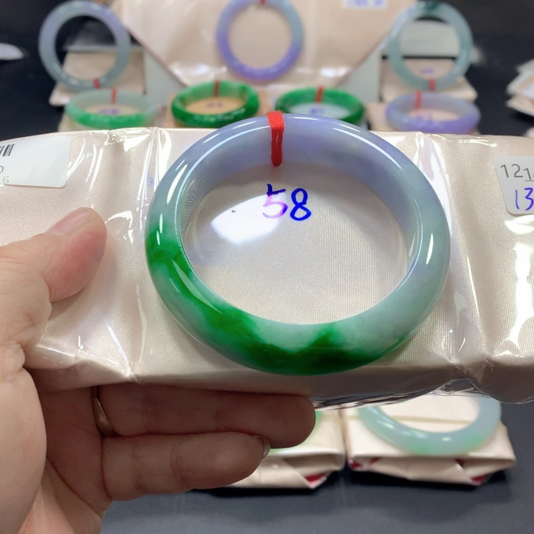 翡翠未镶嵌手镯58圈口