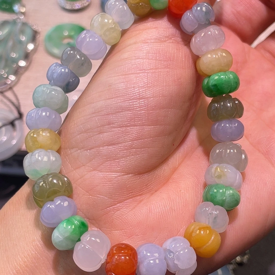 定制翡翠未镶嵌手串