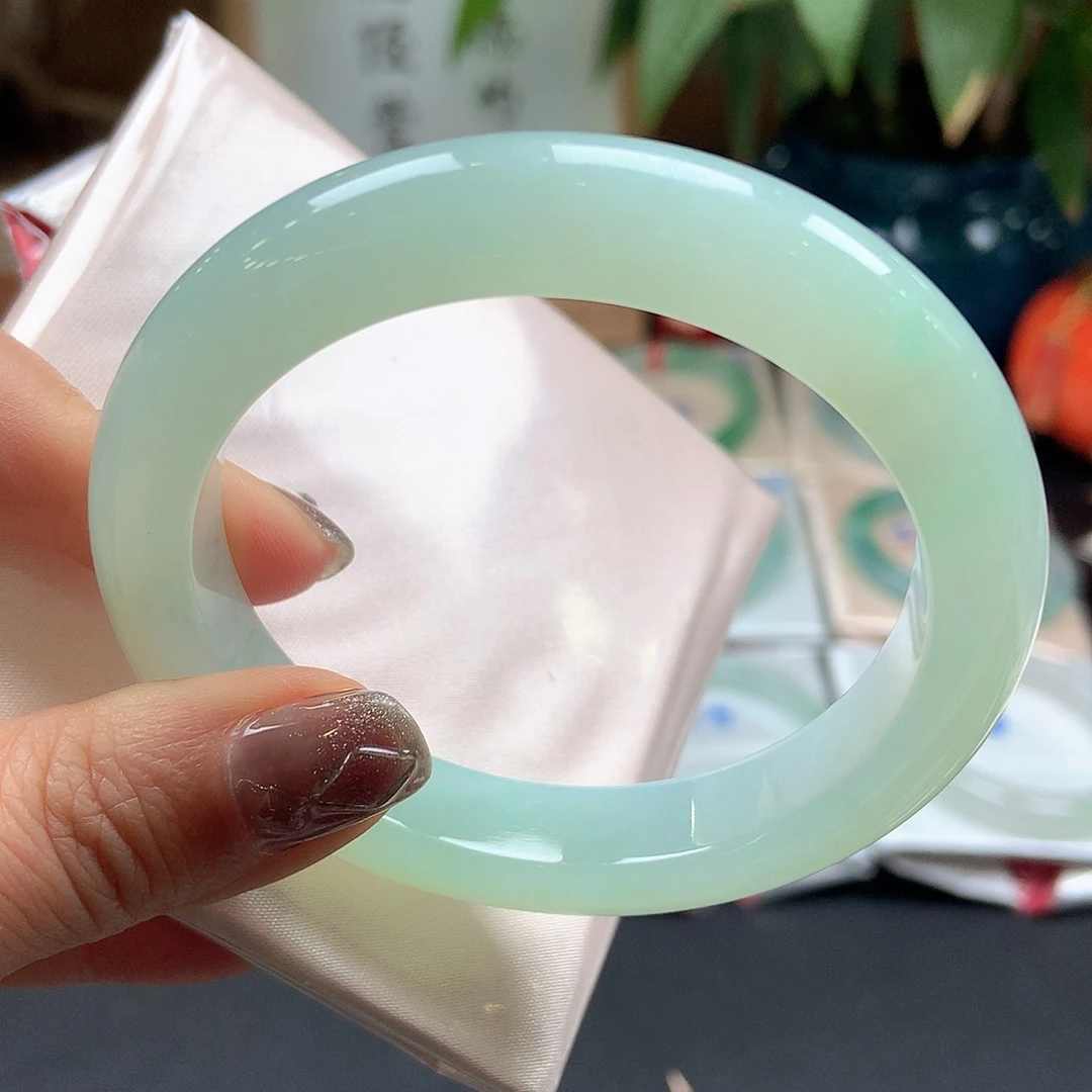 翡翠未镶嵌手镯31